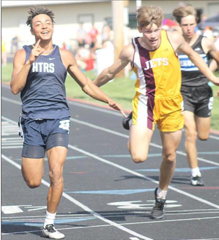 Things heat up at Class D-1 District Track Meet