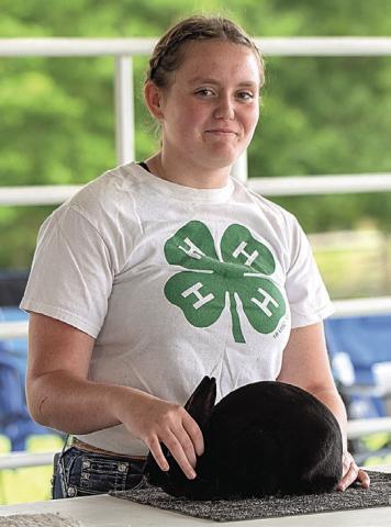 Nevaeh Hill – Purple Reserve Champion Rabbit Showman-Senior Division