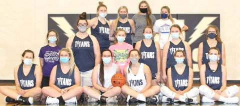 Members of the 2020-21 Humboldt Table Rock Steinauer Girls’ Basketball team are front, from left: Jacey Leech, Mikkayla Flynn, Tara Zimmerling, Natalie Novak, Ellie Schaardt, Aly Howe. Middle row: Jill Fankhauser, Larissa Goings, Saydee Hardesty, Gracie Shafer, Ashton Bredemeier, Jaylyn Bohling. Back row: KayLee Jeralds, Jaylie McNealy, Lauren Schaardt, Avery Dierberger. Not pictured: Katilyn Glathar, Libby Standerford, Hannah Koziol.