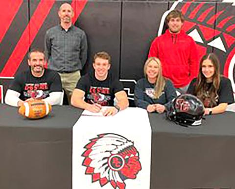Maloley signs with Morningside