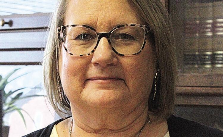 Lisa Hunzeker aims to help people through the court system as easily and pain-free as possible.