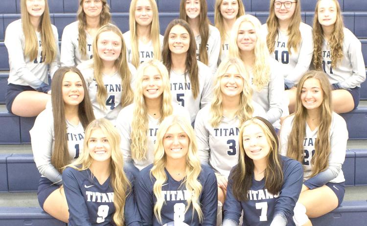 Members of the 2023 HTRS Volleyball team are front, from left: Avery Dierberger, Jaylie McNealy, Hannah Koziol. Second row: Izzy Hammer, Laramie Glathar, Macy Vrtiska, Lily Wamsley. Third row: Maddie Bredemeier, Lillian Bowen, Elie Bstandig. Back row: Makena Dunlap, Chloe Shupp, Miranda Rist, Harlee Hardesty, Addi Bittner, Colby Hedden, Grayson Sherman.