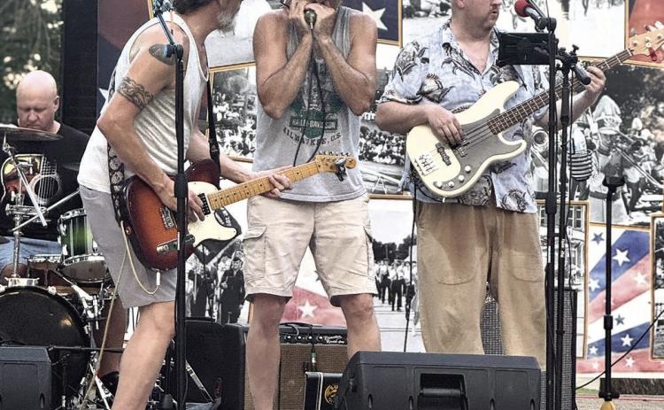 Summer Night Blues in Table Rock