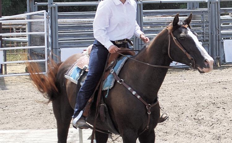 Morgann Friedly, Champion Senior Trail Horse