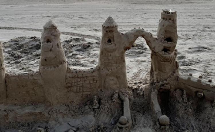 One night – The sand still stands