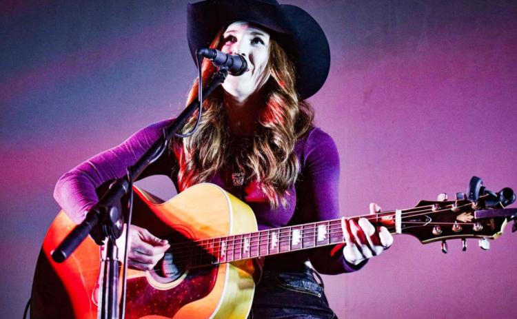 Savanna Chestnut is a rising star in music