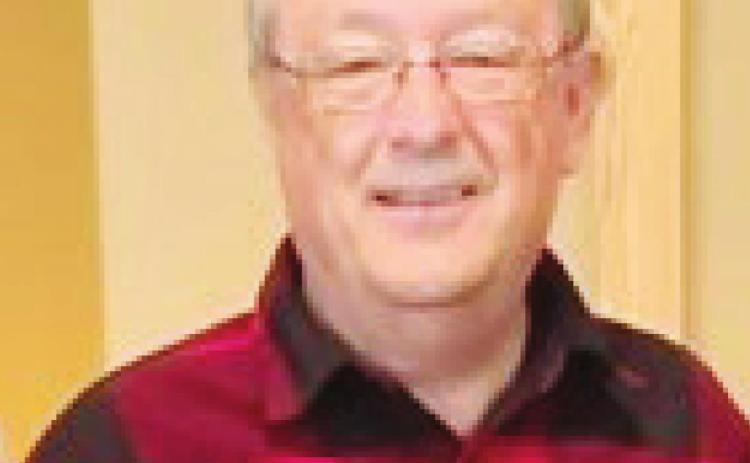 Pastor John States leads Church of Christ-Table Rock