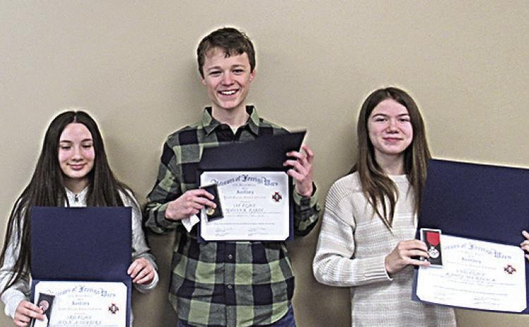 District Patriot’s Pen Winners: Left to Right Ailyn A Herrera, 3rd Place winner; Mason Parde, 1st Place Winner and Kami Murdock, 2nd Place winner.