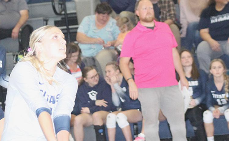 HTRS’ Jaylie McNealy (left) directs a pass to the front row for the attack against FCSH. Paula Jasa/Republican