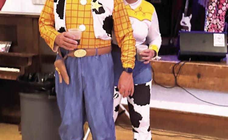 3rd Prize, Tim &amp; Denise Wolsleben as Woody and Jessie