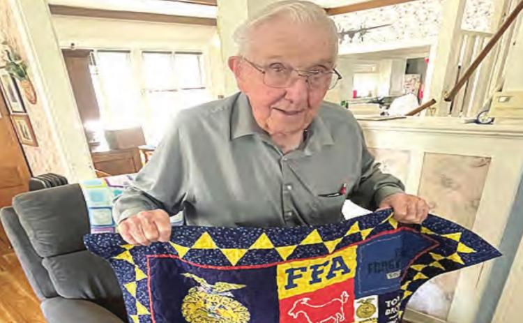 Quilt honors Lyle Droge for his contribution to FFA