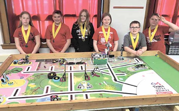 Skylarkers Team Members: Kayla Snyder, Luke Hunzeker, Kailey Hartman, Anna Meints, Dylan Layne, Cara Pierce. School photo