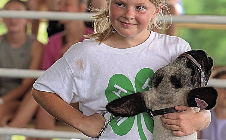 Aurora Barr – First Purple Champion Sheep Showman-Junior Division