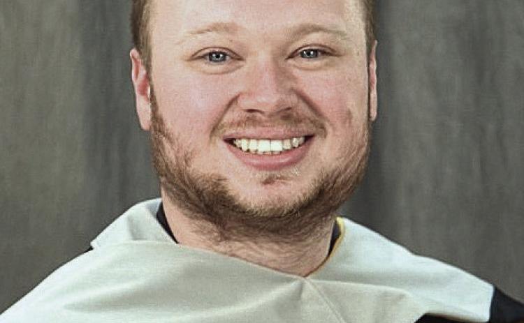 Pawnee City Alumni Graduates from Veterinary School