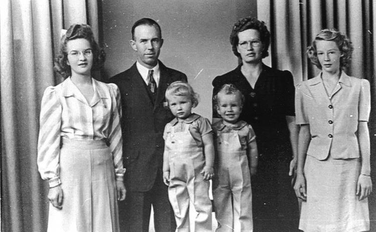 J. C. Layden and wife Dorothy, with their children. Lois and Larry Layden are the twins, and they are flanked by Betty Layden Vrtiska on the left and Beverly Layden Wilcox on the right. When that little twin grew up, he and his dad J. C. went to Indiana to look for Raleigh Layden.